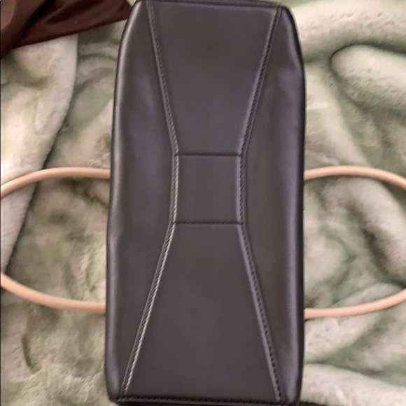 Kate spade satchel - Picture 3 of 7